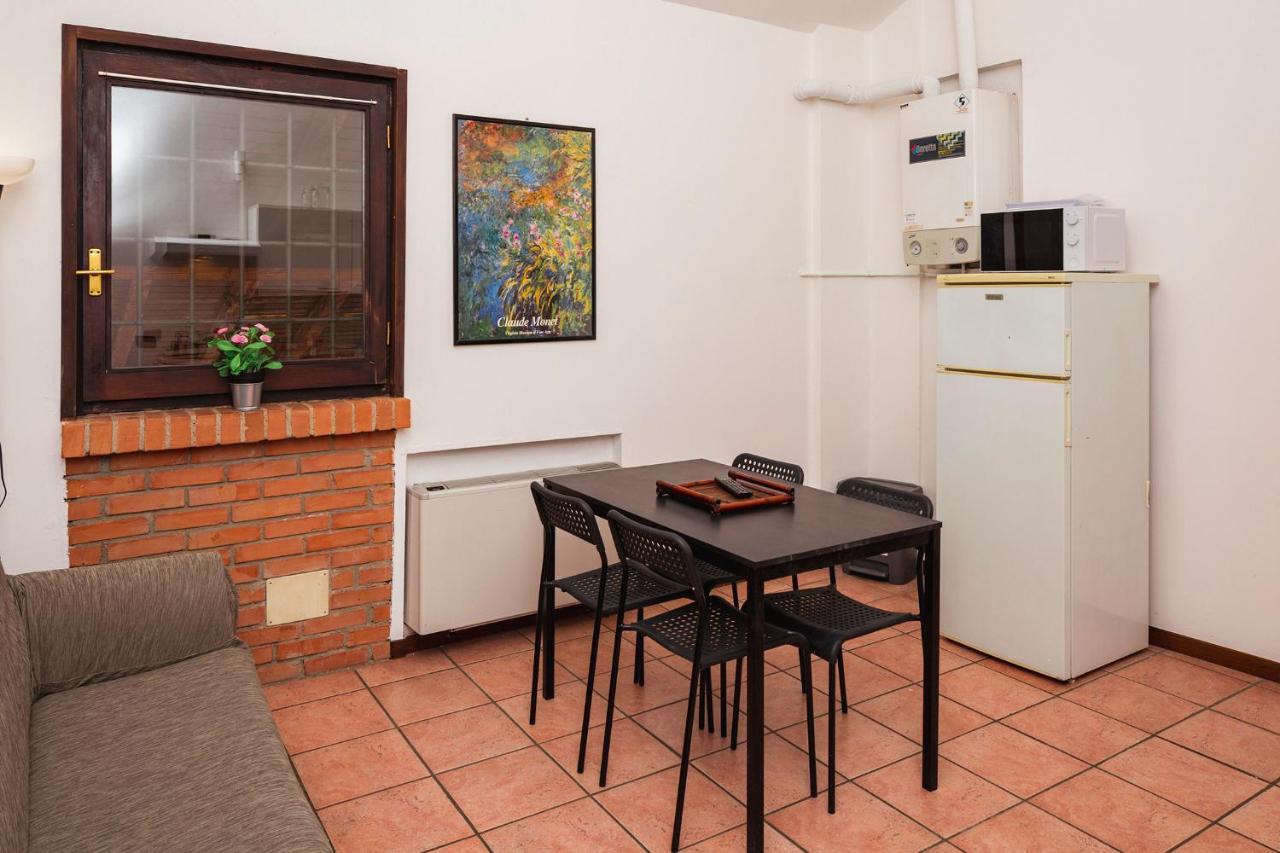 Residence San Raffaele 1 Mailand Exterior foto